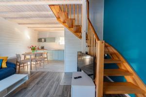 FLAUTA Całoroczne domki z prywatną balią, sauną i jacuzzi