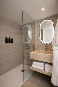 Hotels Hotel Amarante Cannes : Chambre Deluxe Entièrement Rénovée