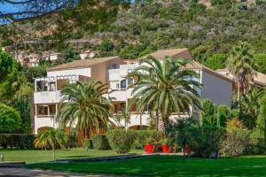 L’Anse de Pramousquier - Sea View and Leisure