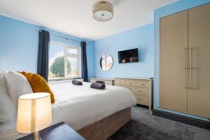 Recent Full Refurb 3 Bedroom Detached House in Cleethorpes