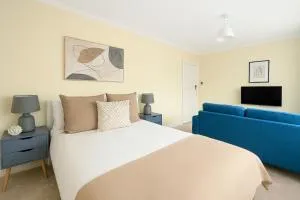 Bright Private Rooms in Shared Home - London