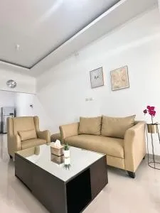 Kino Stay - 2 BR, A Modern Minimalist House - Metro