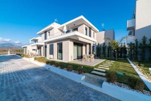 Nefeli & Nefeli Luxury Residential Complexes