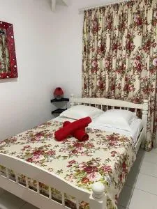 Ti Roug by Les Gites d Olive - Richeplaine