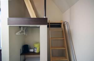 Central Shinjuku, Quiet Area, Close to Station, Room205