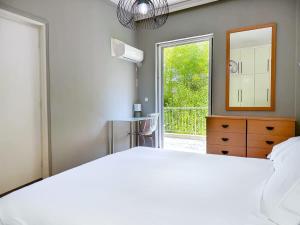 Peaceful Urban Oasis Garden View