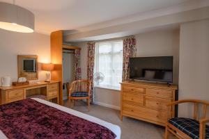 Double Room room in Avon Causeway Hotel