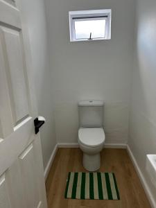 BEACHees - cute central cottage