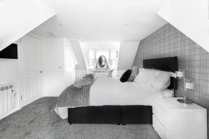 Castle Street Apartments - Luxury Kilchattan Apartment