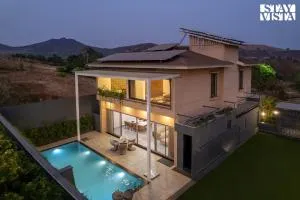 StayVista at Daisy Dell with Pool, Gazebo, Wi-Fi - Balayaduri