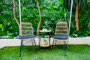 Sunset luxury studio by the sea