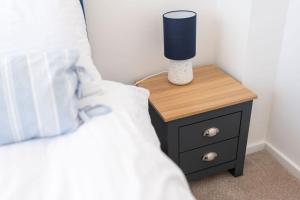 Derry House - Spacious 3 bed house with parking in Aberdeen