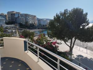 Elcon Seaside Apartment