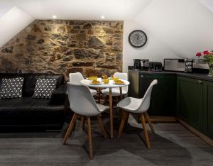 Castle Street Apartments - Luxury Kilchattan Apartment