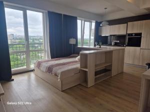 Skyline Chic Apartment 43