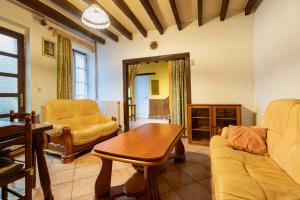 On The Rocks - Alpes Mancelles