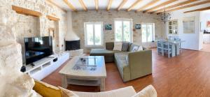 Villa Joy in Ampelas Paros