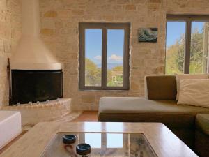 Villa Joy in Ampelas Paros