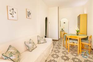 77a Simba - Appartamento sul mare, con parcheggio privato