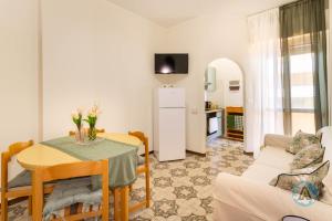 77a Simba - Appartamento sul mare, con parcheggio privato