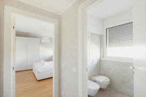 GoHost - Modern Apartments with Private Terrace near Duomo