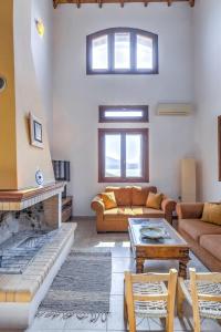 Sea Front Stone Villa near Monemvasia