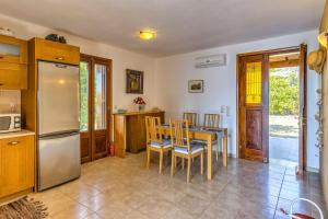 Sea Front Stone Villa near Monemvasia