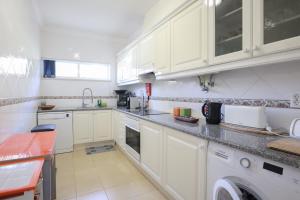 Jardins do Castelo - Piscina e tranquilidade - BY BEDZY