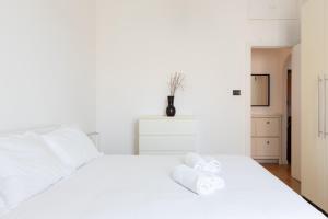 Agostini 9- Bright Flat