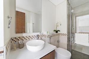 VayK - Classy and Bright 1 BD near Downtown
