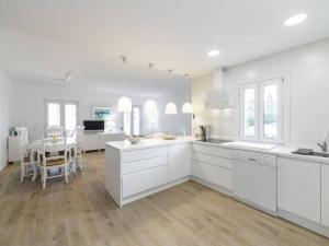 Relaxing Villa Carel