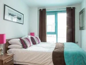 The Willow Suite - Send