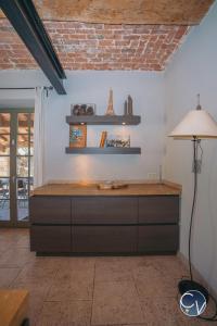 Maisons de vacances Maison en pierre avec piscine a Barjac, 16 personnes : photos des chambres