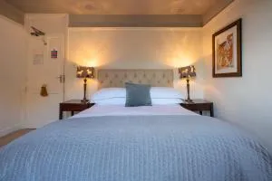 The Royal Oak Inn