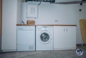 Maisons de vacances Maison en pierre avec piscine a Barjac, 16 personnes : photos des chambres