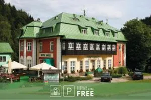 Hotel Hořec - Пец-под-Снєжкоу