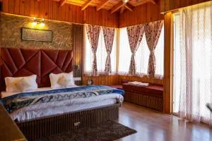 Qcent Club Mukteshwar - Sunāri