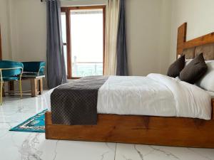 Himalayan Hill Top Resort