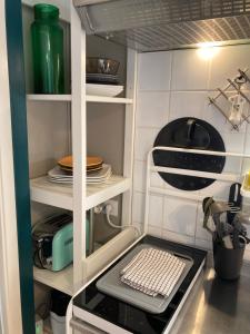 Appart'hotels AUX 4 LOGIS Appart-hotel - Studio Le City - Petit dejeuner inclus 1ere nuit : photos des chambres