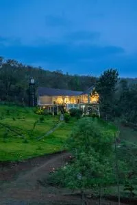 Yanai at Anai - Private Pool & Private Cook - Varagampadi