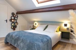 Dream Factory - Loft & Private Cinema 6P, 8 minutes from Disneyland