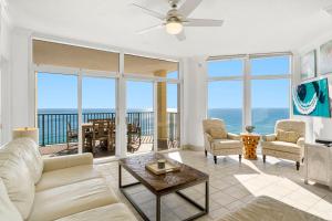 New Beachfront With Pool And Pickleball - 4hvězdičkové hotely ve městě Destin