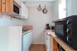 Maisons de vacances Le Nid Cotier - A 13min a pied de la Plage : photos des chambres
