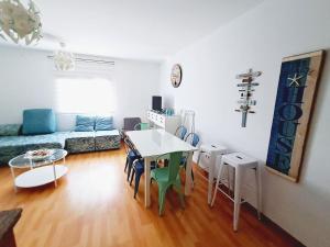 beautiful 3 bedroom, carihuela