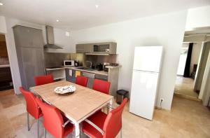 Maisons de vacances Gite de L-Oustalet : photos des chambres