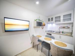 Central 1BR APT - 1 minute Walking from Rumba