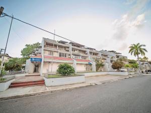 Central 1BR APT - 1 minute Walking from Rumba