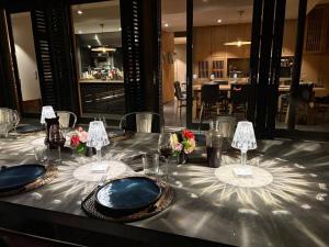 Villas Domaine de Coursat avec piscine chauffee et services haut de gamme pour 16 personnes - FR-1-791-35 : photos des chambres