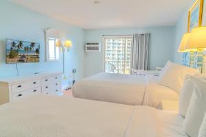 Gorgeous Ocean Views! Double Queen Sea Mist Suite! Sleeps 4! 50802