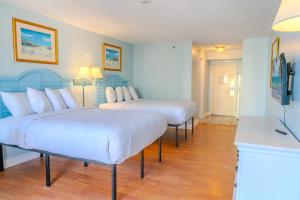 Gorgeous Ocean Views! Double Queen Sea Mist Suite! Sleeps 4! 50802